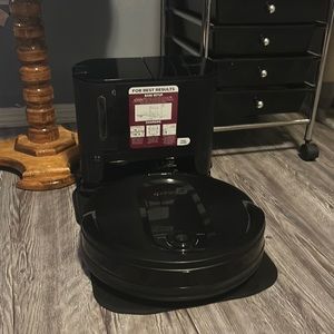 Shark robot vacuum